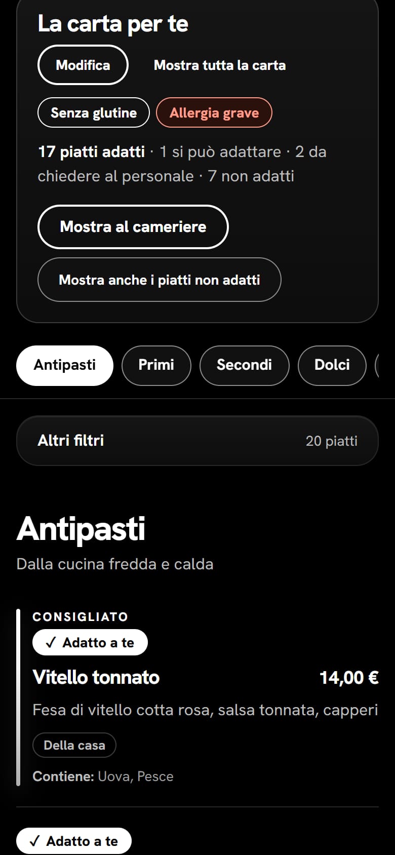 Un telefono con la carta di un ristorante filtrata per celiachia: i piatti adatti in evidenza.